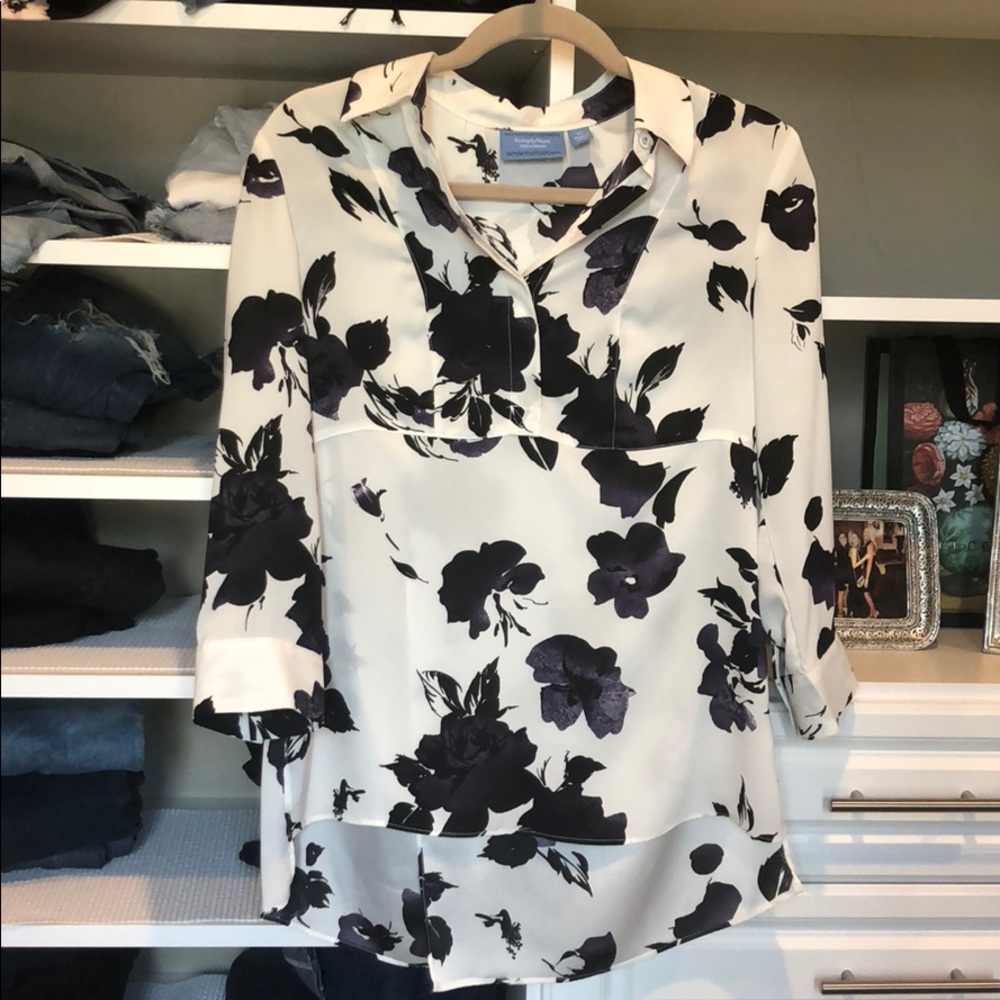 Vera Wang Floral Blouse!